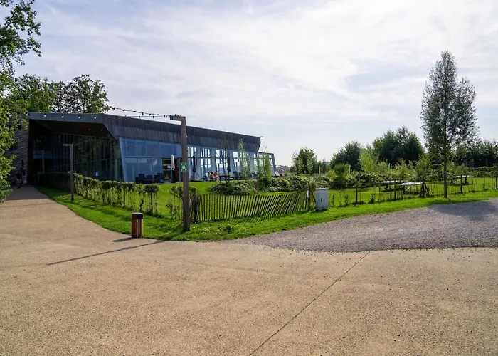 Tranquil Retreat, * Antoing